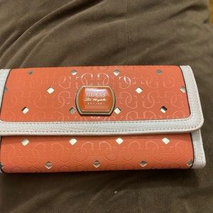 Guess wallet